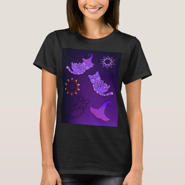 Camiseta Gatitos morados con Gorras de brujas y estrellas (Anverso)