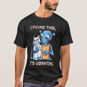 Camiseta Gato Alien Píxel Retro Humor SciFi 3