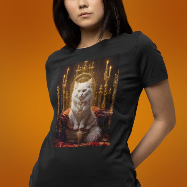 Camiseta Gato blanco de cabello largo rodeado de adorno de  (Subido por el creador)