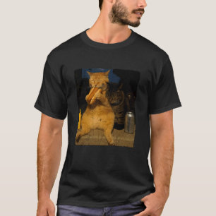 Camiseta Gato Comiendo Hotdog Meme Amante de Gatos Vintage