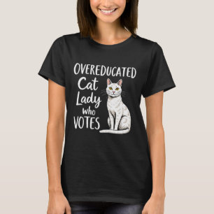 Camiseta Gato de educación superior que vota por Kamala Har