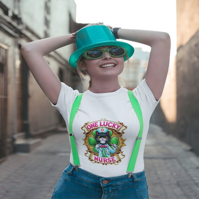 Camiseta Gato de enfermera afortunado (Subido por el creador)