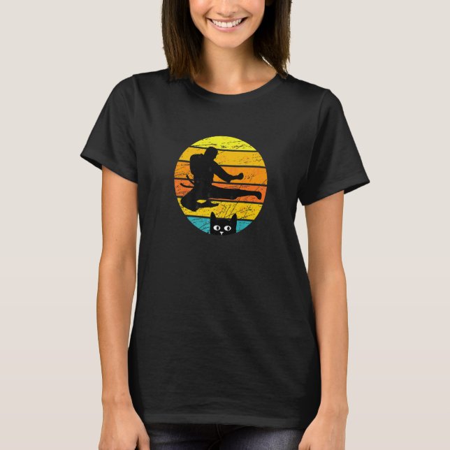 Camiseta Gato de Karate Silueta Retro (Anverso)