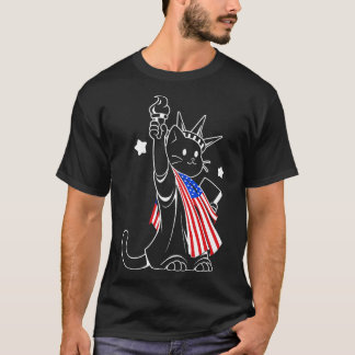 Camiseta Gato de la bandera estadounidense en la estatua de