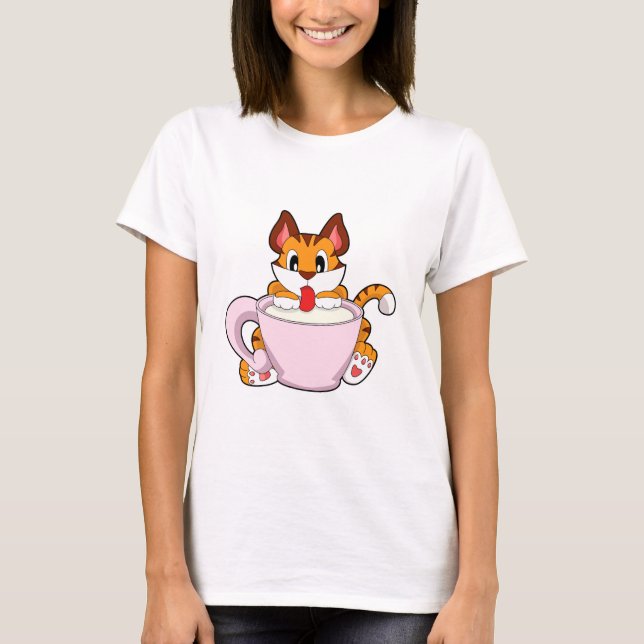 Camiseta Gato de tigre con una copa de leche. PNG (Anverso)