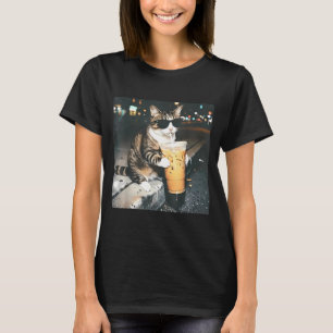 Camiseta Gato divertido bebiendo café helado amante del gat