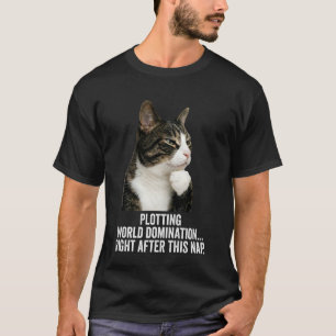 Camiseta Gato Divertido Pensando - Planeando la Dominación