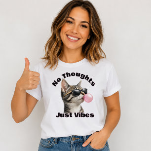 Camiseta Gato Divertido y Genial Solo Vibra