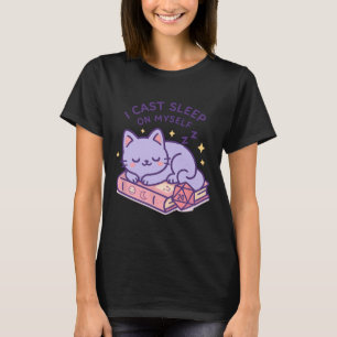 Camiseta Gato friki jugador de Rpg durmiendo dados D20 para