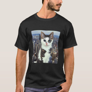 Camiseta Gato Gigante en Manhattan Extrano y Gatito Kitty D
