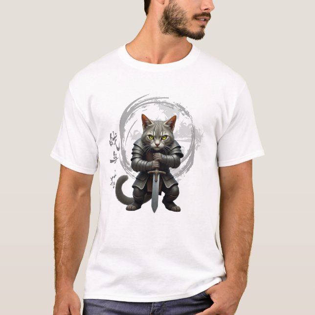 Camiseta Gato guerrero con una armadura, sosteniendo una es (Anverso)