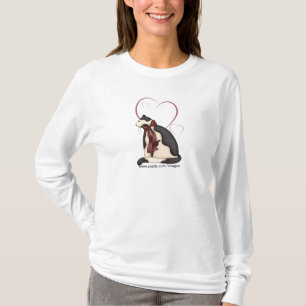 Camiseta Gato Kitty negro y blanco con corazón