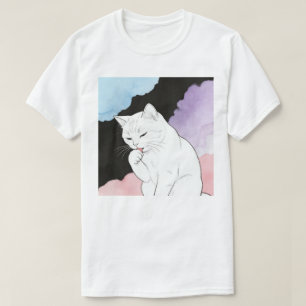 Camiseta Gato limpiando su pata