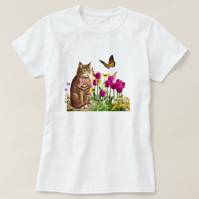 Camiseta Gato lindo en un jardín de flores con mariposa (Diseño del anverso)