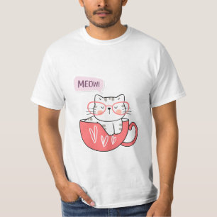 Camiseta gato maullar en una taza