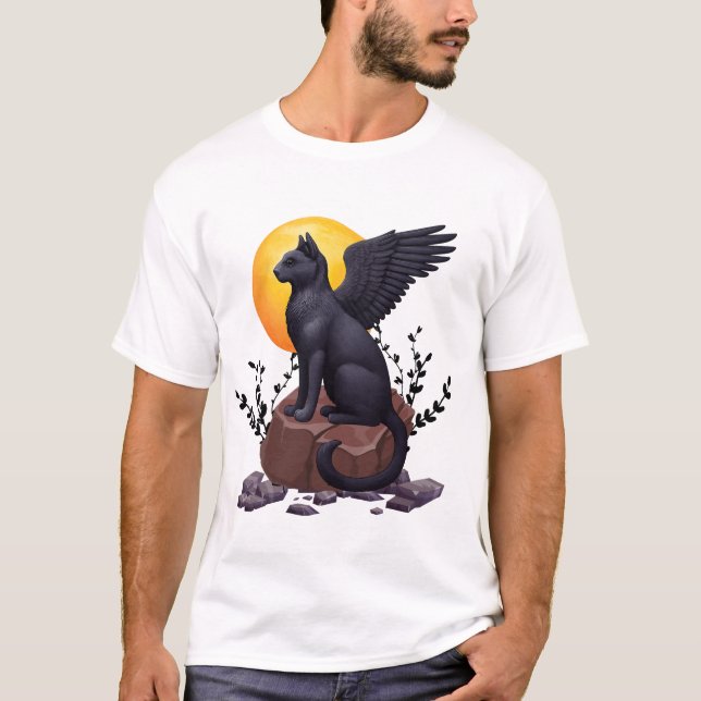 Camiseta Gato místico de ala negra bajo la luna | Fantasía  (Anverso)