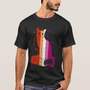 Camiseta Gato místico en libro con estética mágica del orgu