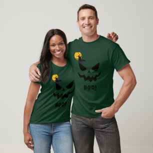 Camiseta Gato negro brujo volando a través de la luna llena