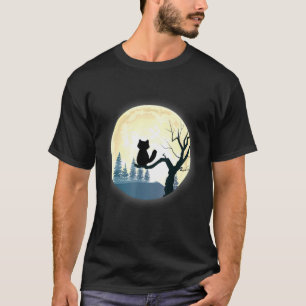 Camiseta Gato negro romántico en plena noche lunar en un ár