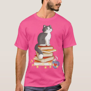 Camiseta Gato sentado en los libros