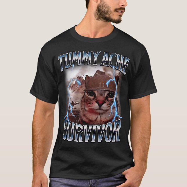 Camiseta Gato Sobreviviente a Dolor de Barriga Meme (Anverso)