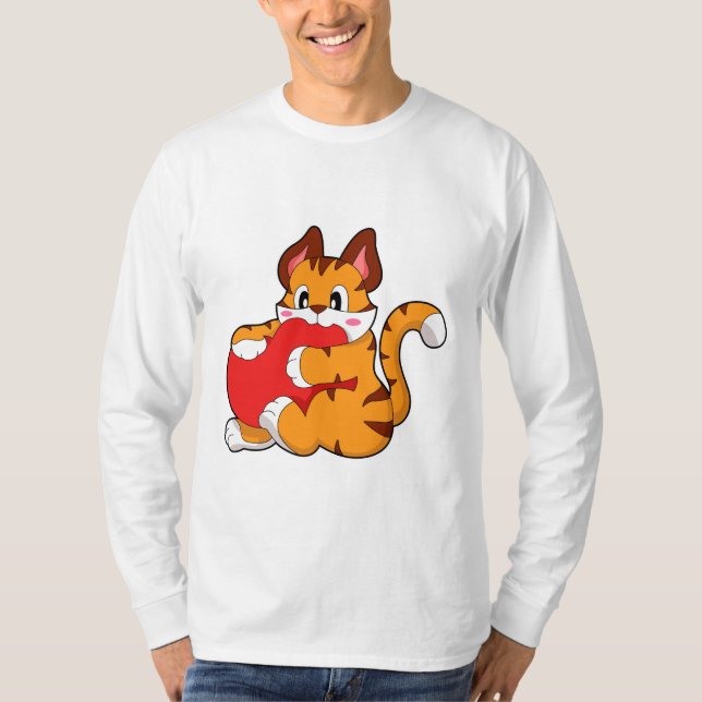 Camiseta Gato tigre enamorado del corazón. PNG (Anverso)