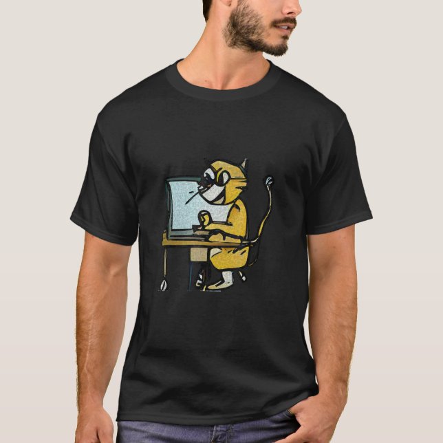 Camiseta Gato trabajando en una computadora (Anverso)