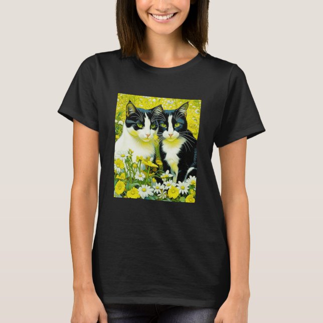 Camiseta Gatos adorables sentados en un campo de Daisies (Anverso)
