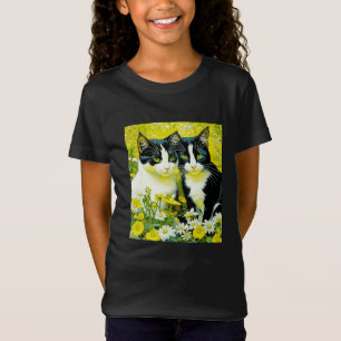 Camiseta Gatos adorables sentados en un campo de margaritas