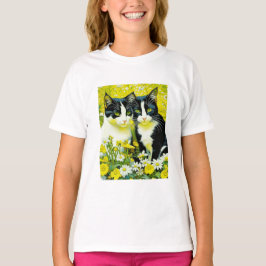Camiseta Gatos adorables sentados en un campo de margaritas