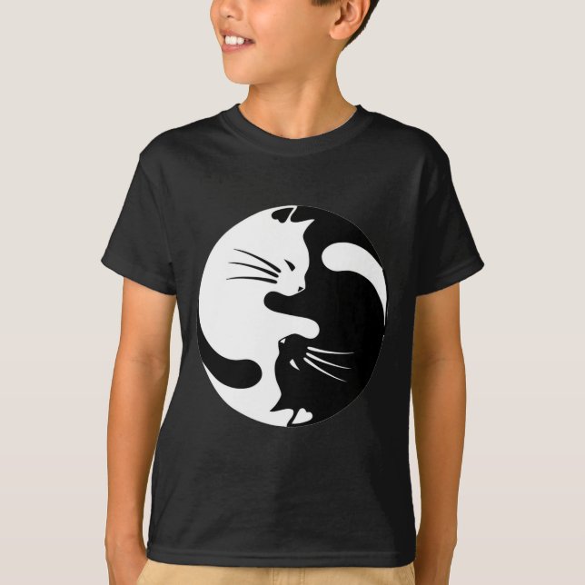 Camiseta gatos blancos y negros del yinyang (Anverso)