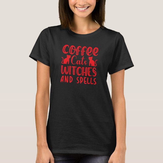 Camiseta Gatos de Café Brujas y Hechizos (Anverso)