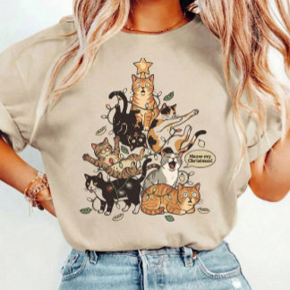 Camiseta Gatos Divertidos Árbol de Navidad Luces Enredadas 