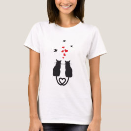 Camiseta gatos en amor con los corazones y los pájaros