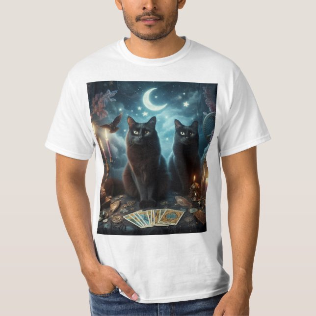 Camiseta Gatos negros y tarot (Anverso)