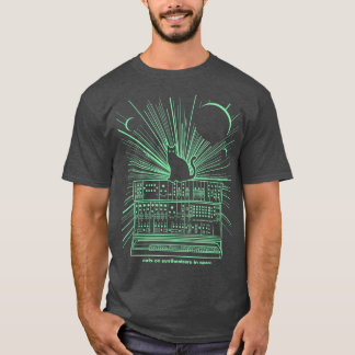 Camiseta Gatos Sobre Sintetizadores En El Espacio