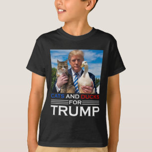 Camiseta Gatos Y Patos Para Gatitos Y Patos De Trump 2024