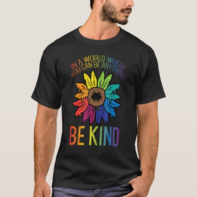 Camiseta Gay Pride Be Kind Sunflower Rainbow Flag Lgbtq Wom (Anverso)