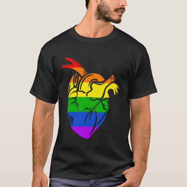 Camiseta Gay Pride Flag Heart LGBTQ Trans Lesbian Queer Pri (Anverso)