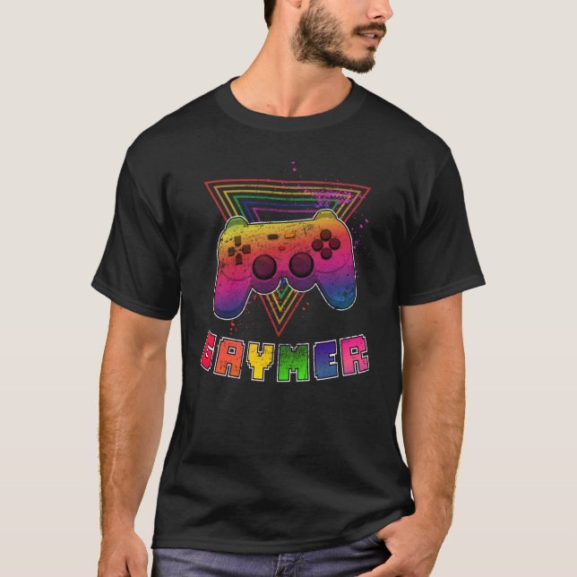 Camiseta Gaymer LGBTQ Gay Video Gamer Consola Rainbow Strip (Anverso)