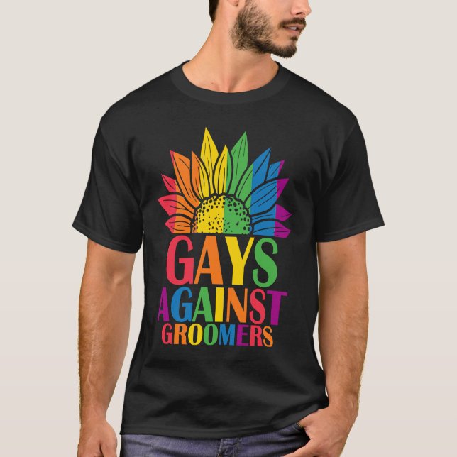 Camiseta Gays Against Groomers Gradien Groom Dogs Not Kids (Anverso)