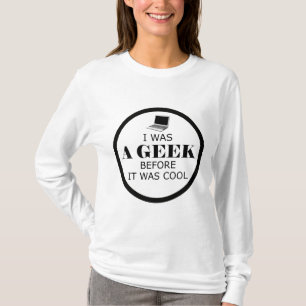 Camiseta Geek antes de ser la caricatura de las mujeres de