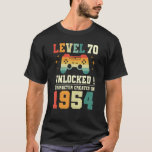 Camiseta Geek Level 70 Years 1954 70th Birthday Gamer<br><div class="desc">Geek Level 70 Years 1954 70th Birthday Gamer</div>