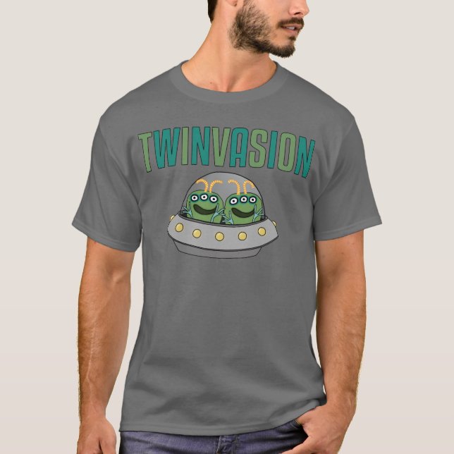 Camiseta Gemelos del extranjero de TWINVASION (Anverso)