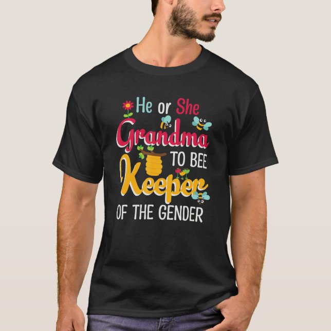 Camiseta Gender Reveal Announcement Grandma To Bee Keeper H (Anverso)
