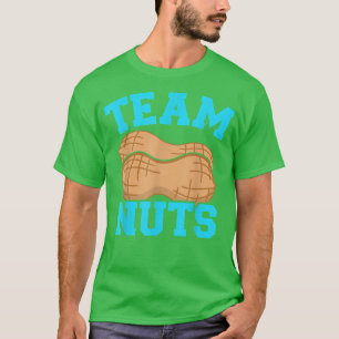 Camiseta Gender reveal team nuts boy matching family baby p