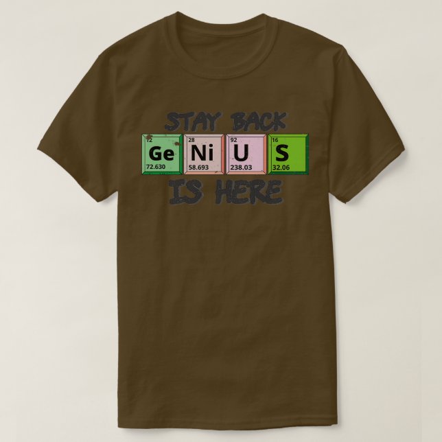 Camiseta Genio de tablas periódicas de ciencia (Diseño del anverso)