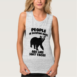 Camiseta Gente en bolsas durmientes acampando humor