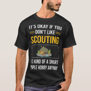 Camiseta Gente inteligente escudriñando scouts