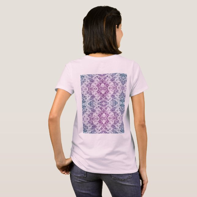 Camiseta Gente pequeña escondiendo té (Reverso completo)